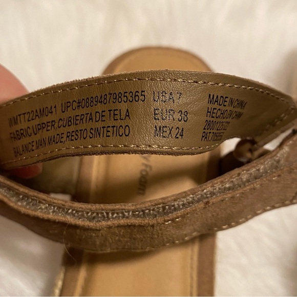 Time and Tru Brown Comfort Sandals with Criss-Cross Straps Women’s Size 7 - Picture 7 of 9